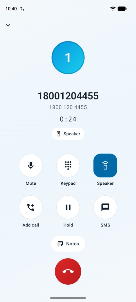 During a call, the call screen is put aside, the bank's SMS is opened, and the green bar returns to the call.